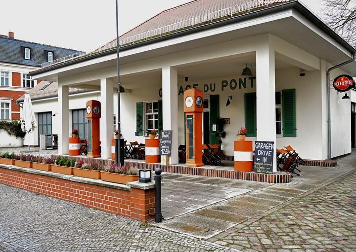 Garage Du Pont